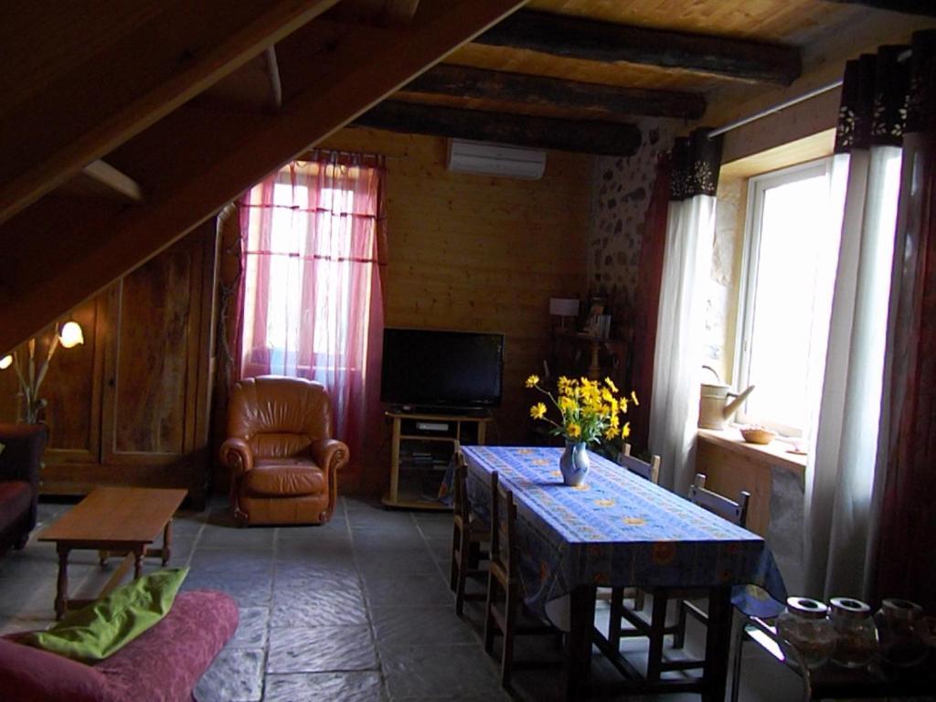 Chambres D'Hote Les Jardins De Prasserat Vallon-Pont-dʼArc Екстериор снимка