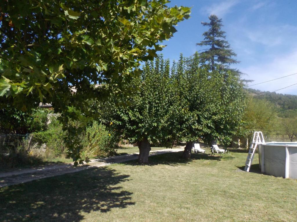 Chambres D'Hote Les Jardins De Prasserat Vallon-Pont-dʼArc Екстериор снимка
